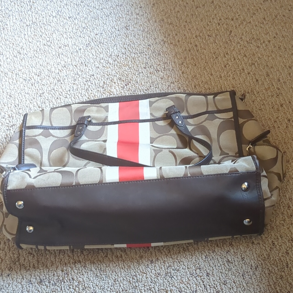 Coach diaper bag - Picture 6 of 8
